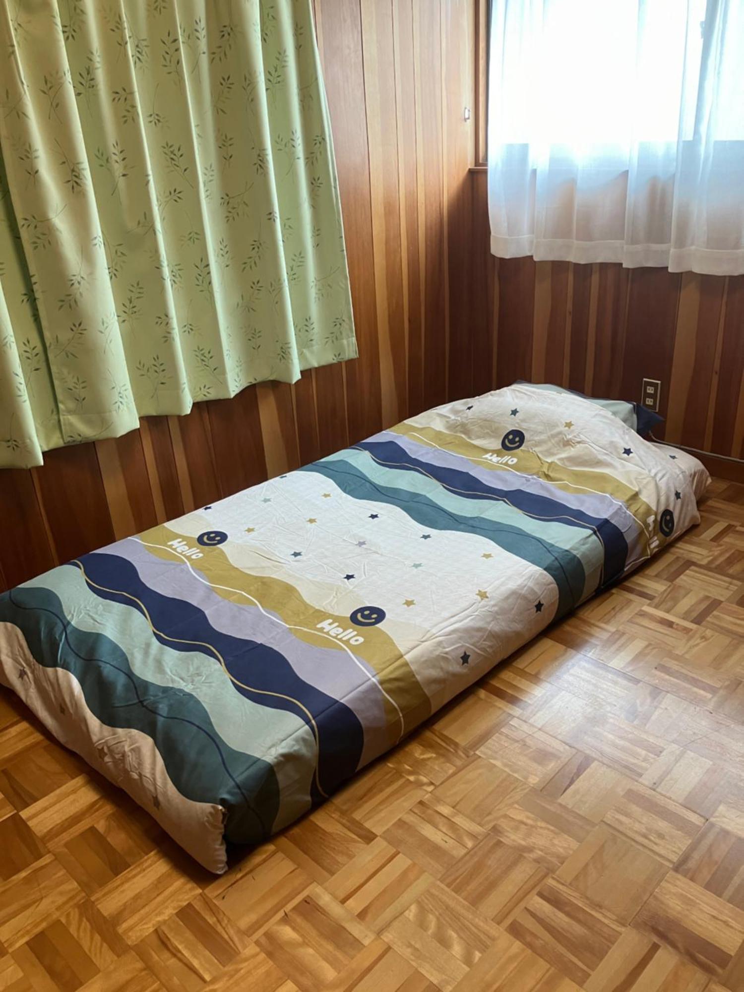 ホテル いわしの子守唄 Sardine Lullaby 松山市 エクステリア 写真